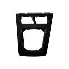 Škoda Octavia 3 facelift kombi r.v. 2019 rámeček řadící páky 5E1863212