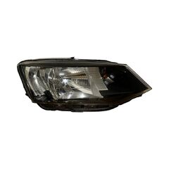 Škoda Fabia 3 kombi r.v. 2017 pravé přední světlo halogen 6V1941016C