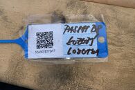 VW Passat B8 kožená loketní opěrka