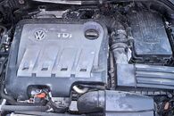 Vůz na náhradní díly VW Passat B7 kombi 2012 CFGB PBE LC9X