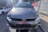 Vůz na náhradní díly VW Golf 7 kombi 2015 CLHA MWW LA7N