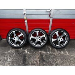 Škoda 3 x kolo 225/50 R17 zimní pneu 4,33mm DOT3221 7,1/2Jx17H2 ET35