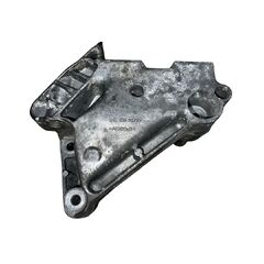 Škoda Octavia 3 facelift kombi r.v. 2018 držák motoru DDYA