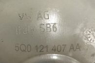 Škoda Superb 3 facelift kombi r.v. 2020 nádobka na chladící kapalinu 5Q0121407AA