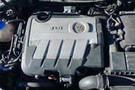 Vůz na náhradní díly VW Passat B6 kombi 2008 CBAB KNS LC9X