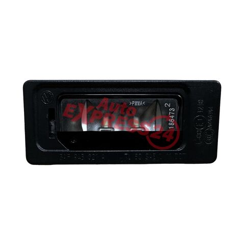 VW Touareg 7P facelift r.v. 2016 osvětlení SPZ 3AF943021A