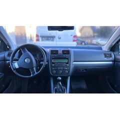 Vůz na náhradní díly VW Golf 5 kombi 2008 BXE JCR LC9X