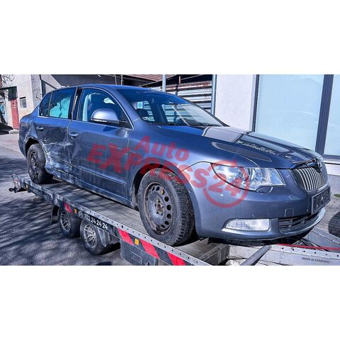 Vůz na náhradní díly Škoda Superb 2 sedan 2009 CBBB KNY LF8L
