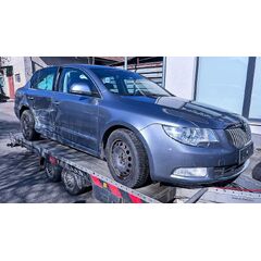 Vůz na náhradní díly Škoda Superb 2 sedan 2009 CBBB KNY LF8L