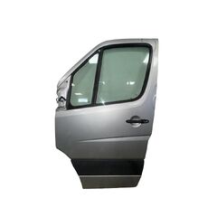 VW Crafter 2E L1H1 r.v. 2012 skříňový vůz 30 stříbrná metalíza kód barvy LH7X levé přední dveře