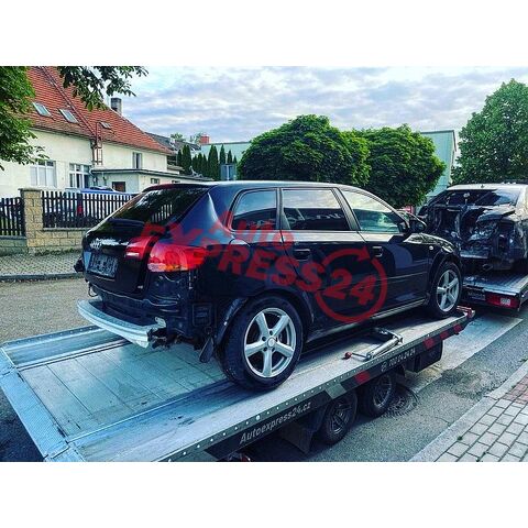 Veškeré náhradní díly Audi A3 Sportback 2008 CAXC JPG LY9B