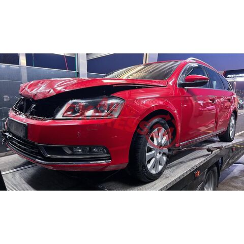 Vůz na náhradní díly VW Passat B7 kombi 2011 CDGA KWB LY3D