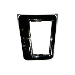 VW Passat B8 kombi r.v. 2015 rámeček řadící páky 3G1713203C