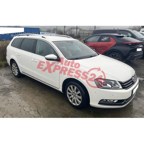 Vůz na náhradní díly VW Passat B7 kombi 2012 CFFB NFU LB9A