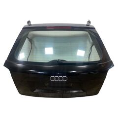 Audi A3 8P třídveřová verze r.v. 2008 černá barva kód barvy LY9B páté dveře