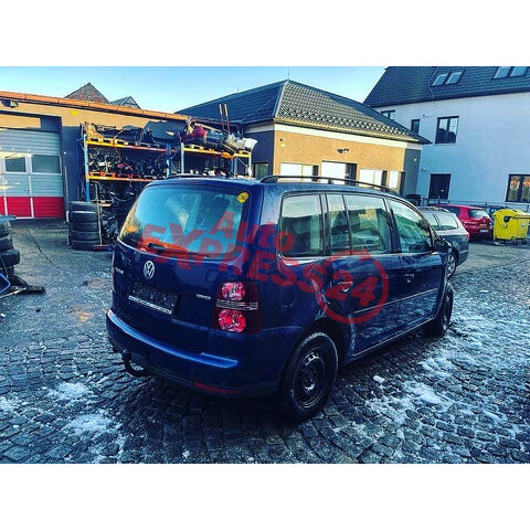 Veškeré náhradní díly VW Touran 2009 BSX LBS LD5Q