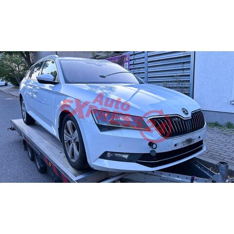 Vůz na náhradní díly Škoda Superb 3 kombi 2017 DFEA QGN LS9R