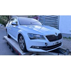 Vůz na náhradní díly Škoda Superb 3 kombi 2017 DFEA QGN LS9R