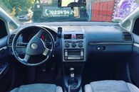 Veškeré náhradní díly VW Touran 1T2 FL 2008 BMY KRX LD5Q