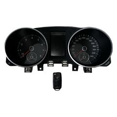 VW Golf 6 hatchback r.v. 2010 benzínové budíky 5K0920870DX