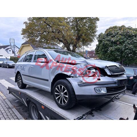 Vůz na náhradní díly Škoda Octavia 2 kombi 2008 BXE KNQ LA7W