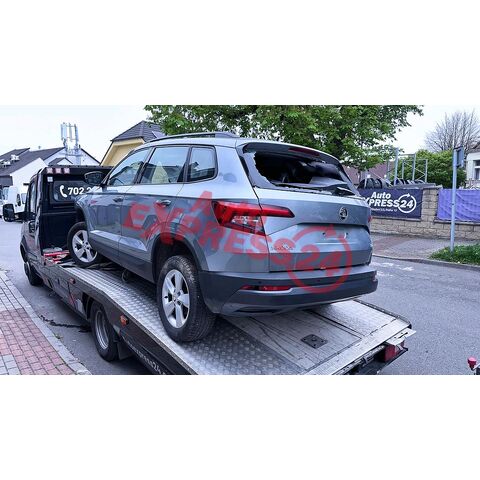Vůz na náhradní díly Škoda Karoq 7N 2019 DFFA TGJ LF7M