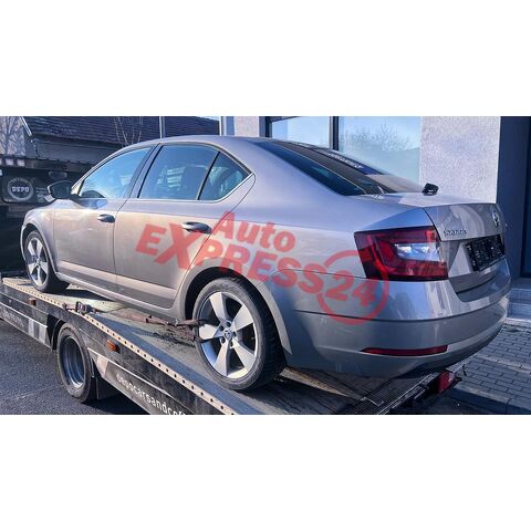 Vůz na díly Škoda Octavia 3 FL sedan 2018 CRMB SYV LF8H