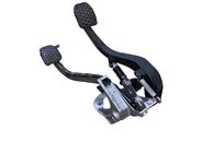 BMW 3 F31 318D touring r.v. 2016 pedály