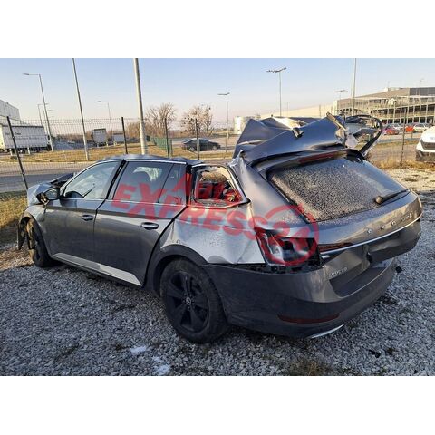 Vůz na náhradní díly Škoda Superb 3 FL kombi L&K 2024 DTUA VDY LF7C