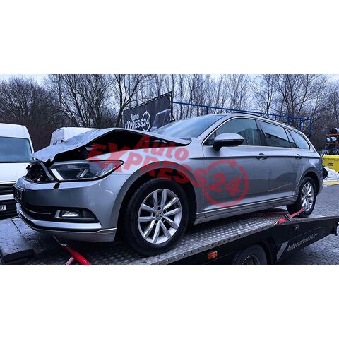 Vůz na náhradní díly VW Passat B8 kombi 2015 CRLB PZN LB7W