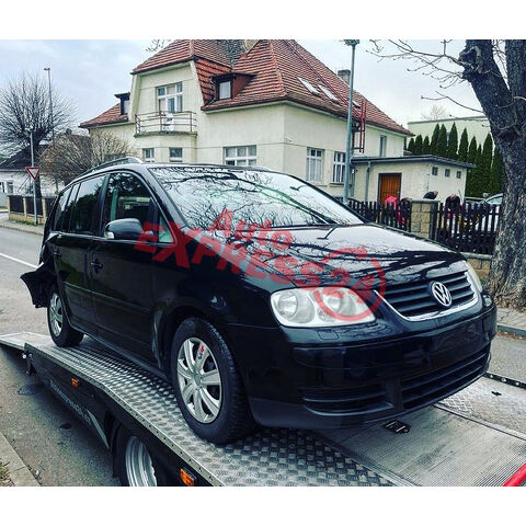 Veškeré náhradní díly VW Touran r.v. 2005 BKD GNE L041