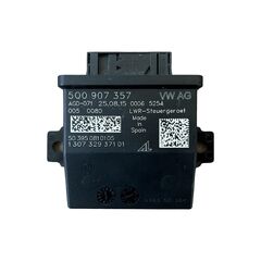 VW Passat B8 sedan r.v. 2016 řídící jednotka sklonu světel 5Q0907357