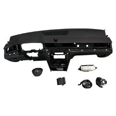 VW Passat B8 kombi r.v. 2015 černá palubní deska