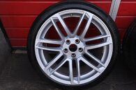 Audi kola 255/35/R19 9.0Jx19H2 ET33 letní 1,99 mm 8T0601025DB 3 kusy
