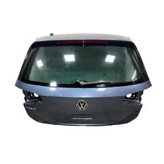 VW Passat B8 R-Line kombi r.v. 2016 světle modrá metalíza kód barvy LB5J páté dveře