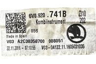 Škoda Fabia 3 kombi r.v. 2017 naftové budíky 6V0920741B