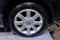 Vůz na náhradní díly VW Touran 1T2 FL 2007 BMY JXP LC9X