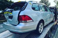 Veškeré náhradní díly VW Golf 5 kombi 2008 BLS JCR LA7W