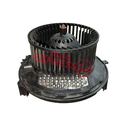 VW Golf 7 kombi r.v. 2018 ventilátor topení 5Q1819021E