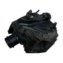 Audi A4 B9 8W S-Line avant r.v. 2017 filtr box 8W0133835F