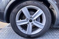 Vůz na náhradní díly VW Touareg 7P r.v. 2011 CKDA LSG LC9X