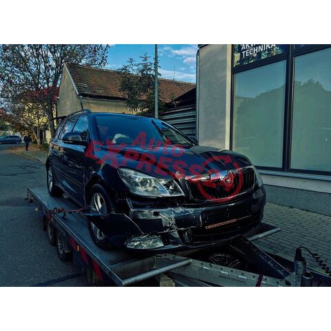 Vůz na díly Škoda Octavia 2 kombi FL r.v. 2010 CAXA LHY LF8J