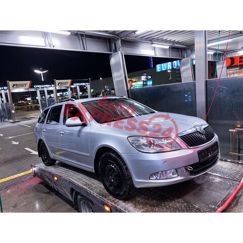 Vůz na náhradní díly Škoda Octavia 2 FL kombi 2013 CFHF NFP LA7W