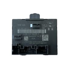 VW Passat B8 sedan r.v. 2016 řídící jednotka dveří 5Q0959595B