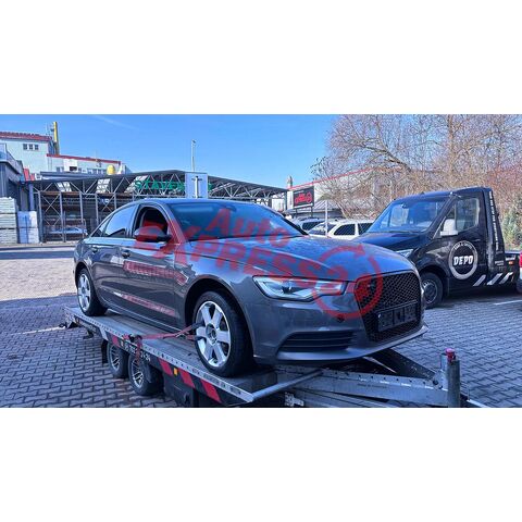 Vůz na náhradní díly Audi A6 4G sedan 2012 CHVA NPD LY1P