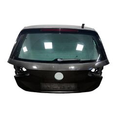 VW Passat B8 kombi r.v. 2016 hnědá metalíza kód barvy LB8R páté dveře