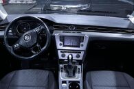 Vůz na náhradní díly VW Passat B8 kombi 2015 CRLB PZN LB8R