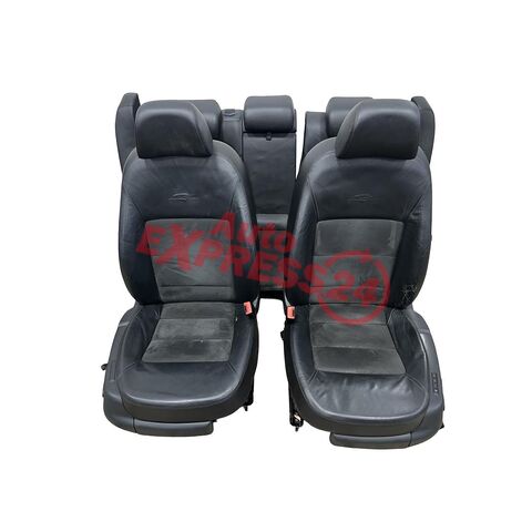 Škoda Octavia 2 facelift kombi Laurin a Klement r.v. 2010 sedačky