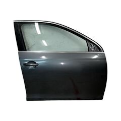 W Golf 6 kombi r.v. 2012 šedá metalíza kód barvy LD7X pravé přední dveře