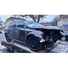 Vůz na náhradní díly VW Passat B7 kombi 2012 CCZB NJM LC8Z